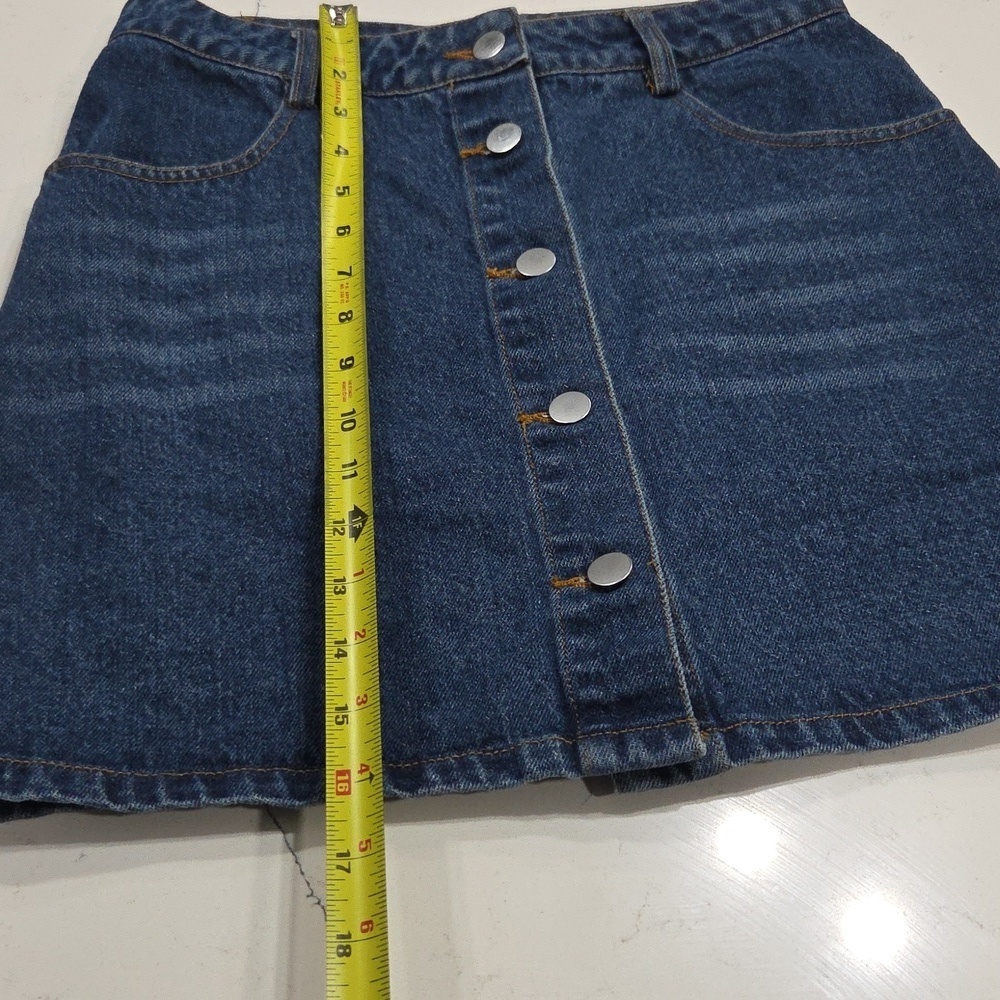 Lulu's Blue Button-Down Mini Skirt Sz Small Gengle Used - Picture 9 of 9